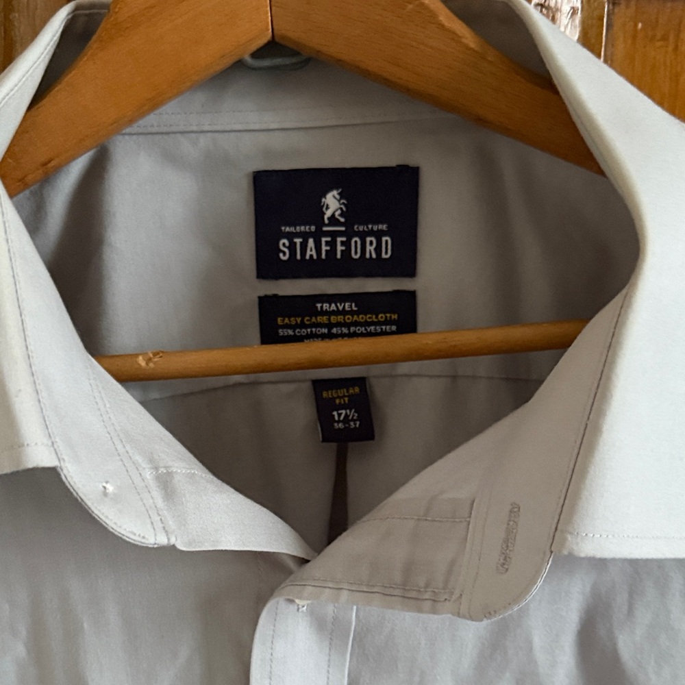 Stafford Men's Light Gray Dress Shirt